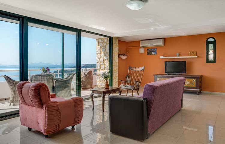 sarakinos-apartments-barbati-msn-livingroom-03